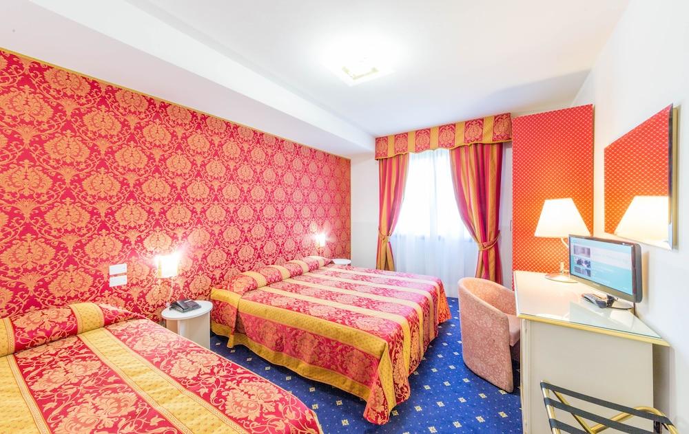 Hotel Floris Mogliano Veneto Extérieur photo